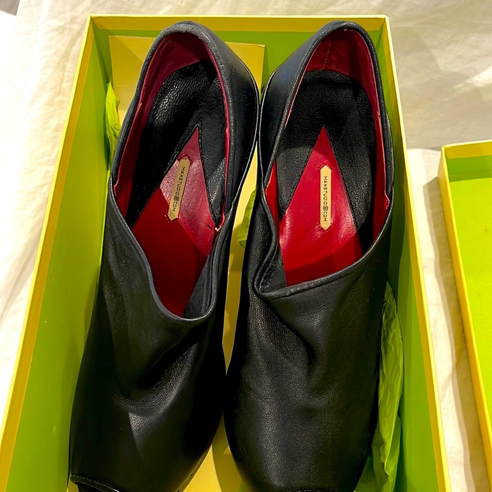 Max studio black high heel shoes size 9